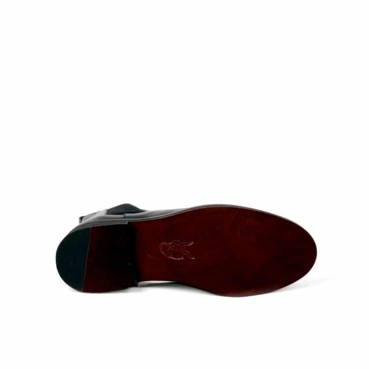 Brave hotsell gentleman boots