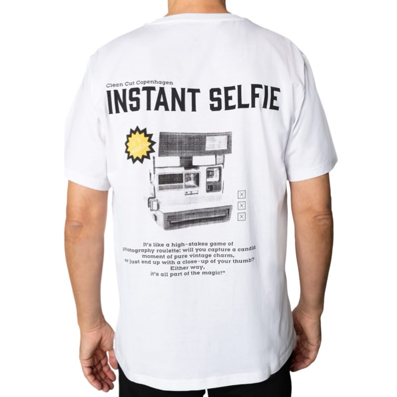 Clean cut Cph I selfie tee I white