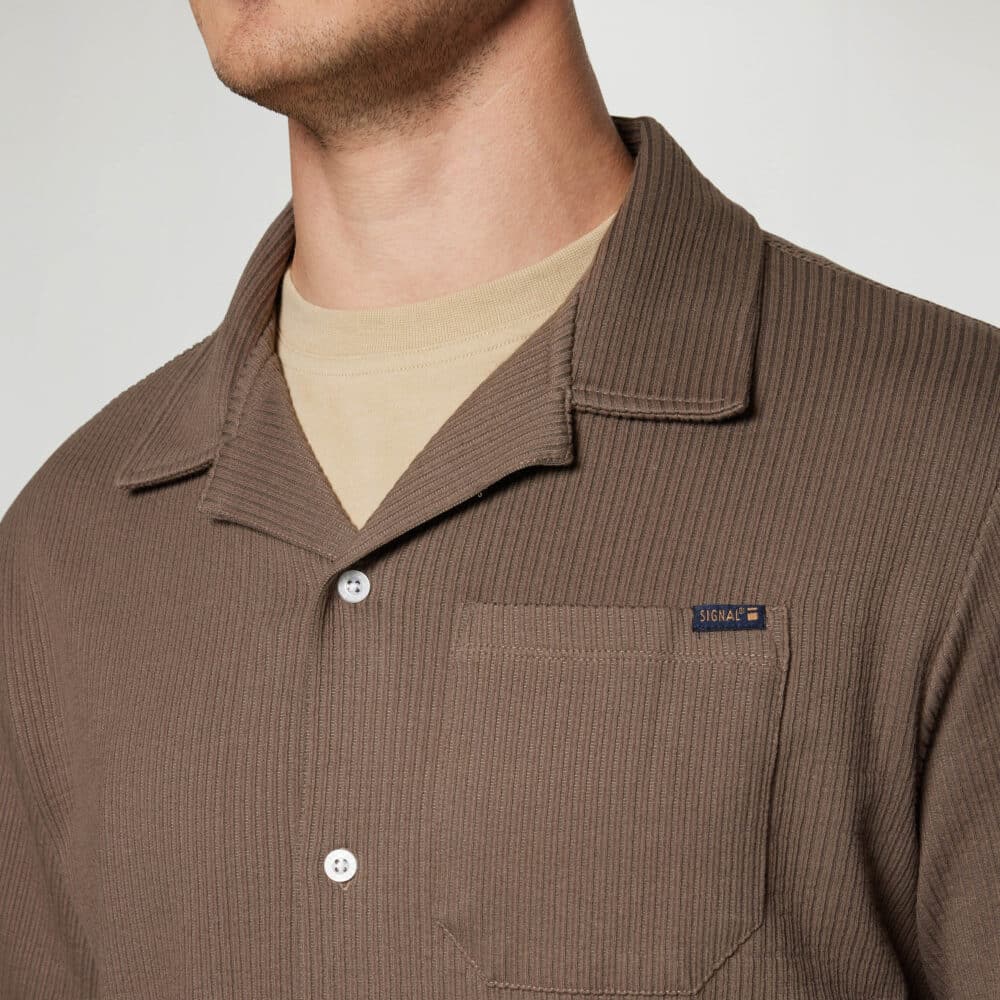Alternative view of Signal I shortsleeve shirt I brown