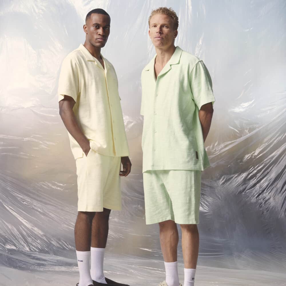 Alternative view of Vänner I festival shirt  I green