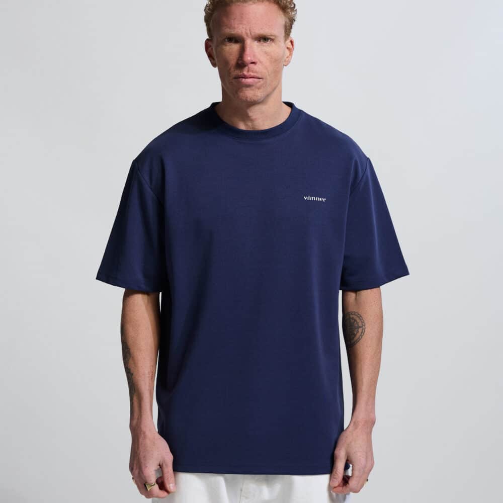 Alternative view of Vänner I flying bird tee I navy
