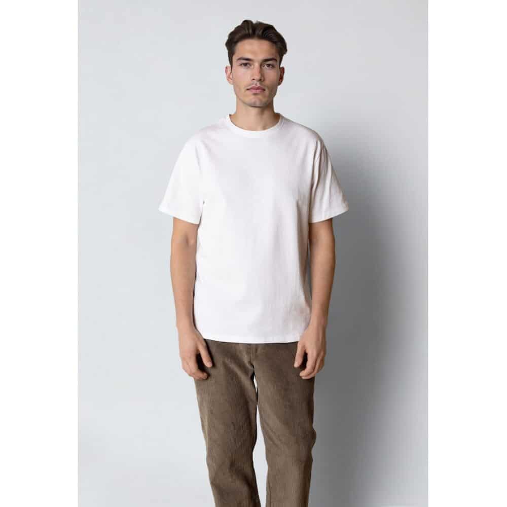 Alternative view of Clean Cut Cph | new basic tee | white